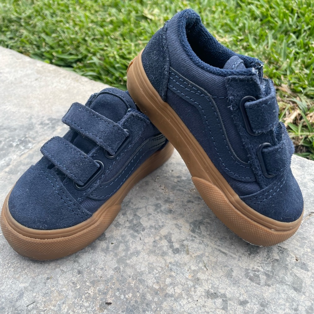 Kids Navy and Brown Vans toddler size 5